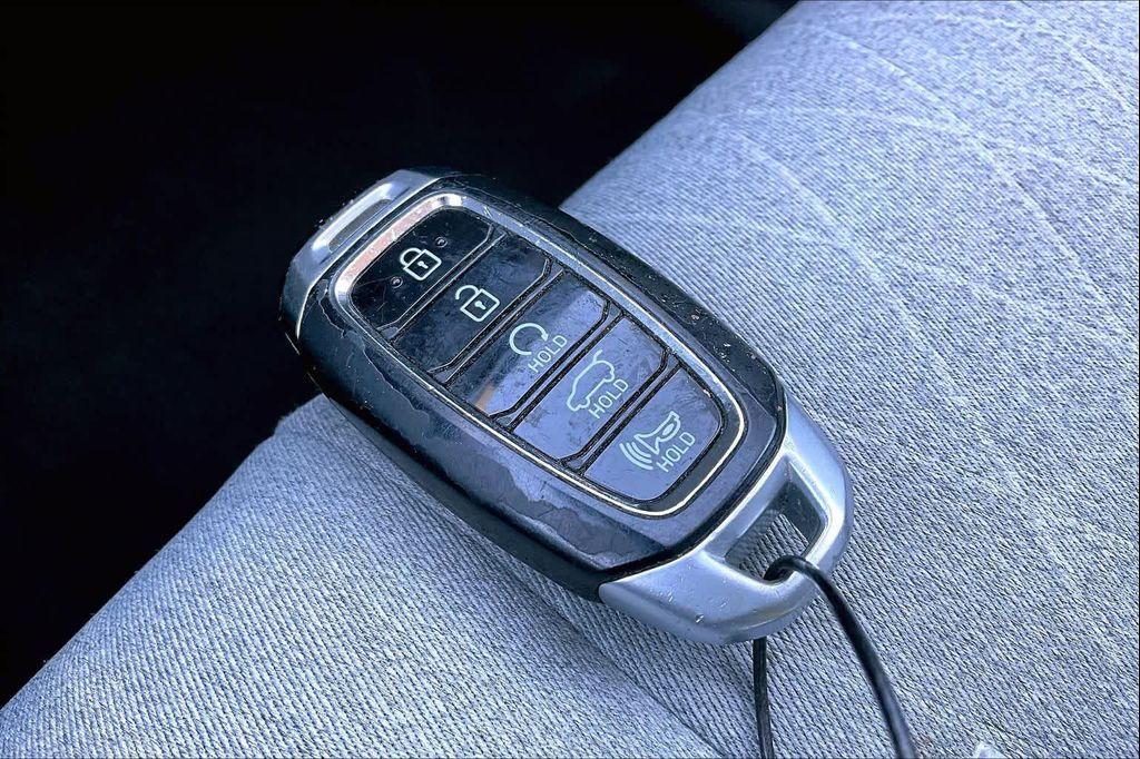 used 2021 Hyundai Palisade car, priced at $23,740