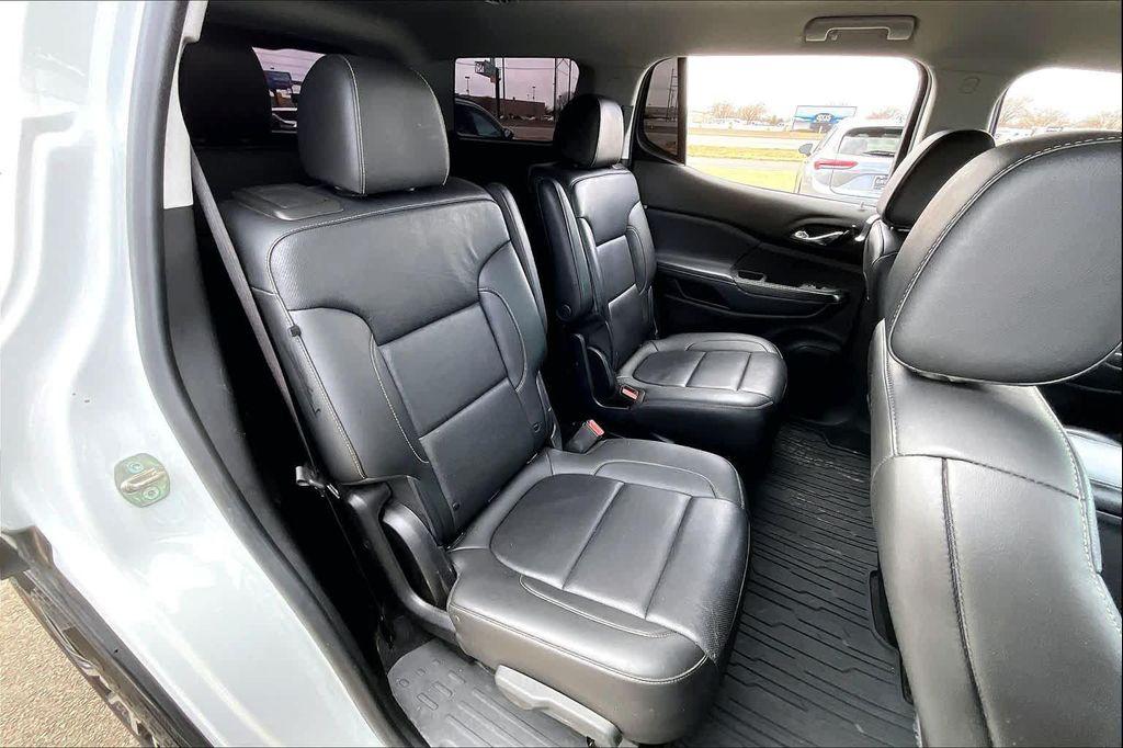 used 2021 GMC Acadia car, priced at $20,895