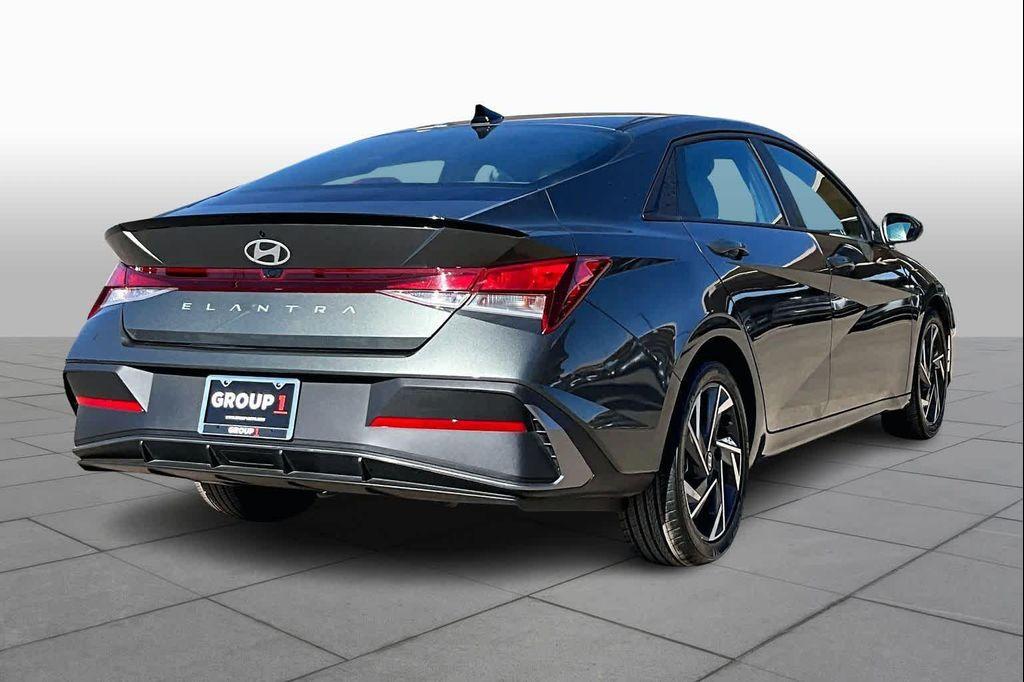 used 2025 Hyundai Elantra car, priced at $20,937