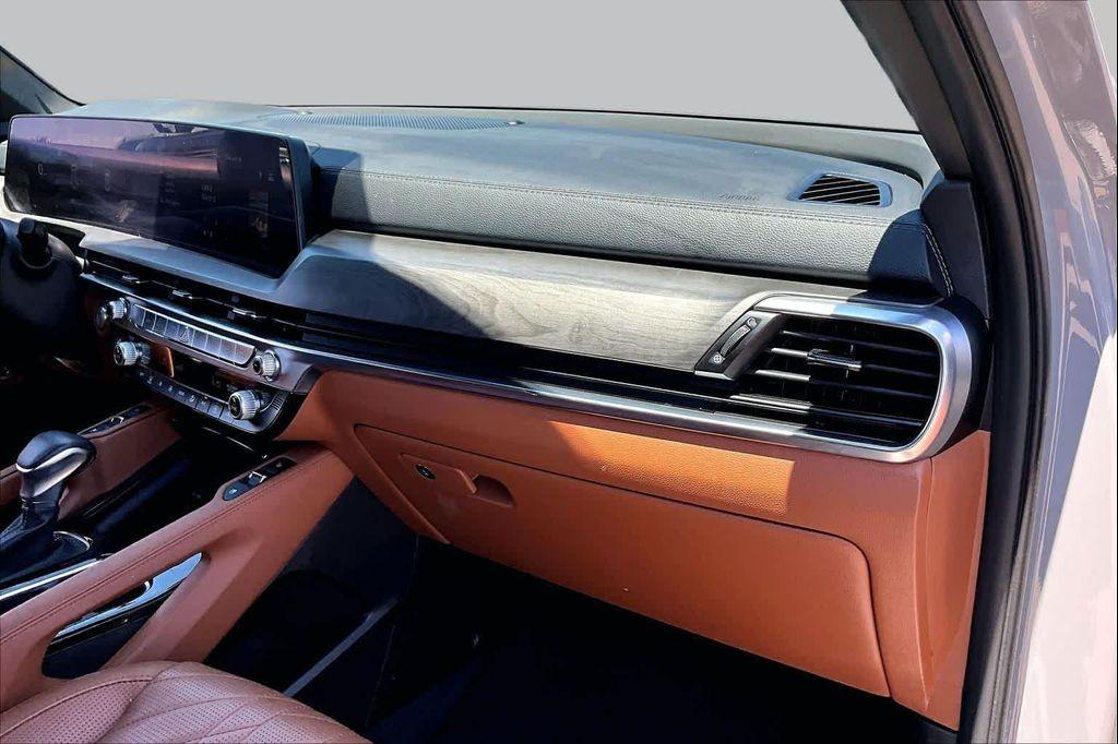 used 2025 Kia Telluride car, priced at $43,822