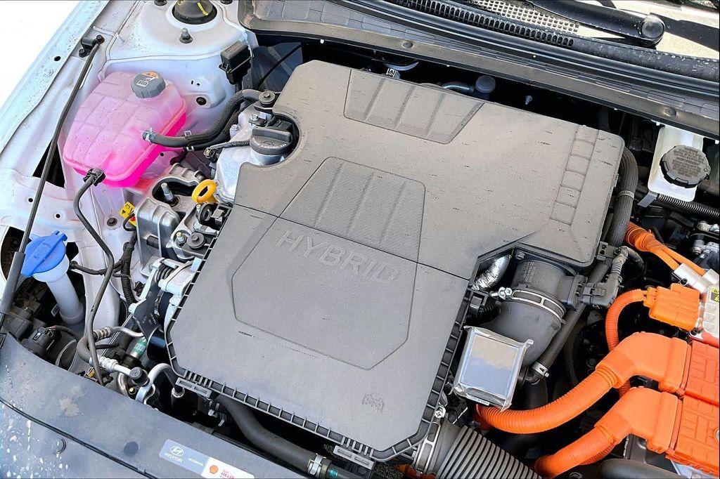 new 2026 Hyundai ELANTRA HEV car, priced at $27,275
