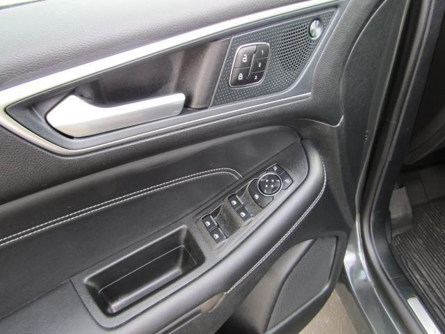 used 2024 Ford Edge car, priced at $33,500