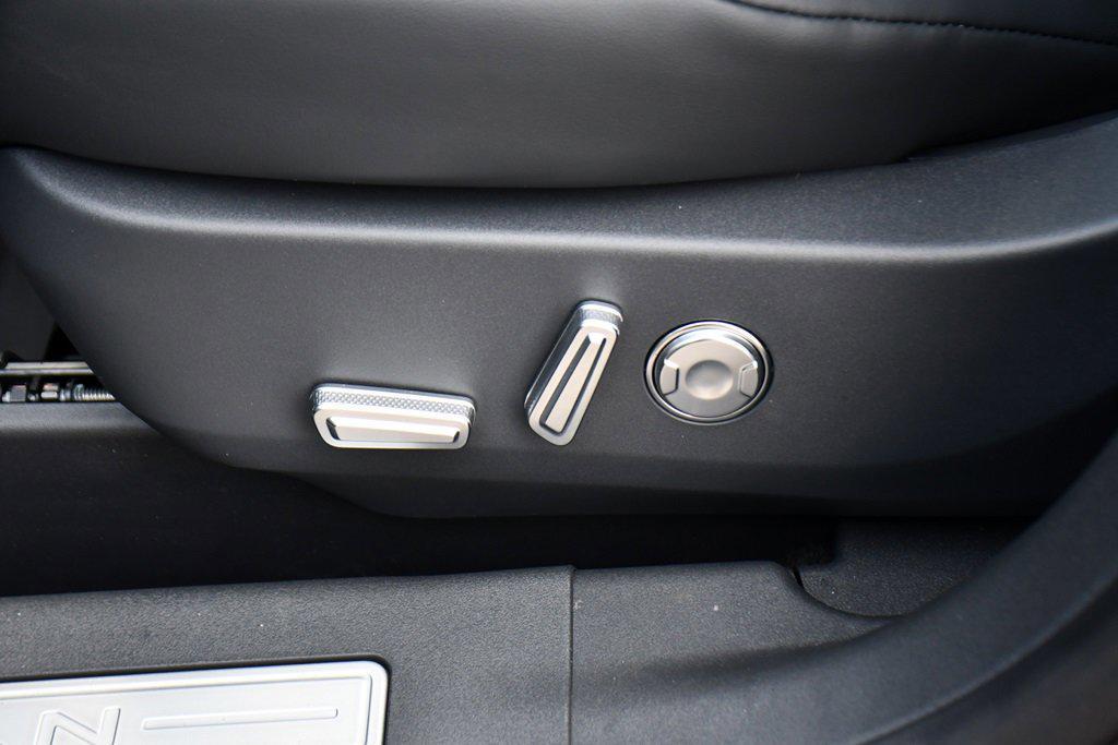 new 2026 Lincoln Nautilus car, priced at $58,912