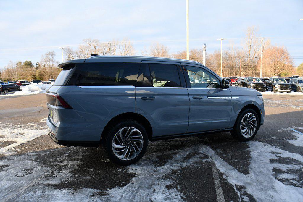 new 2025 Lincoln Navigator car, priced at $94,007