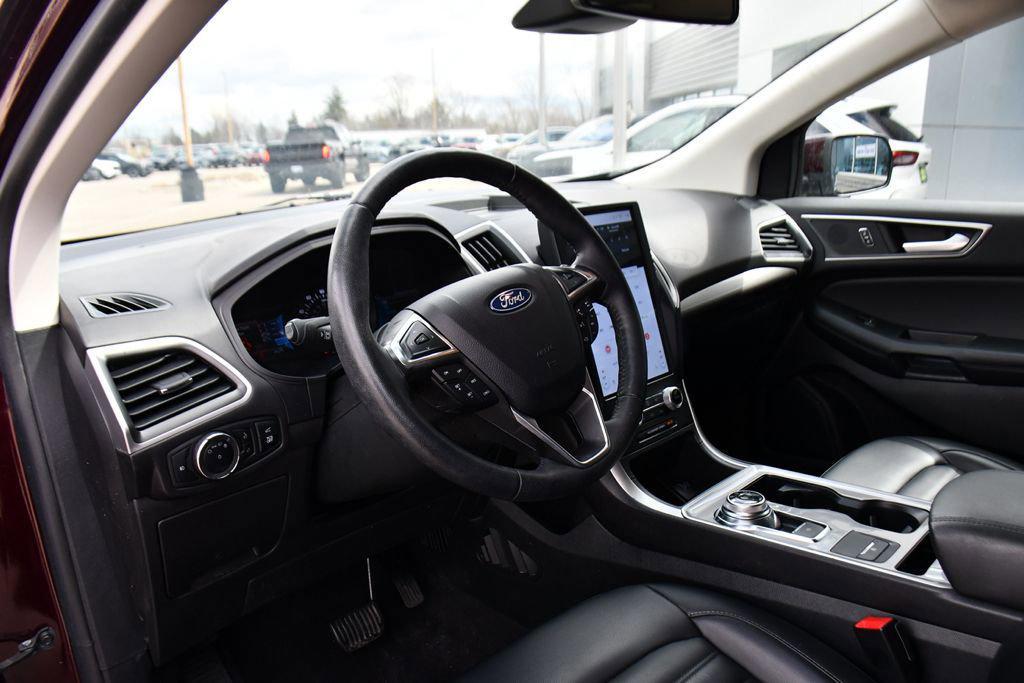 used 2024 Ford Edge car, priced at $25,173