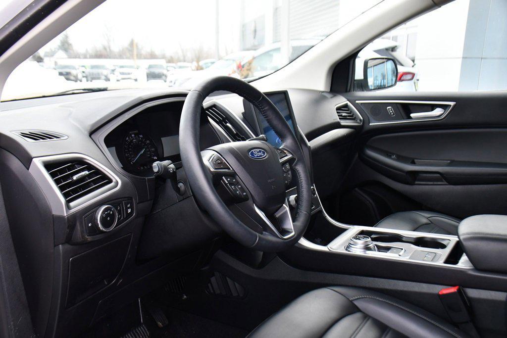 used 2024 Ford Edge car, priced at $26,489