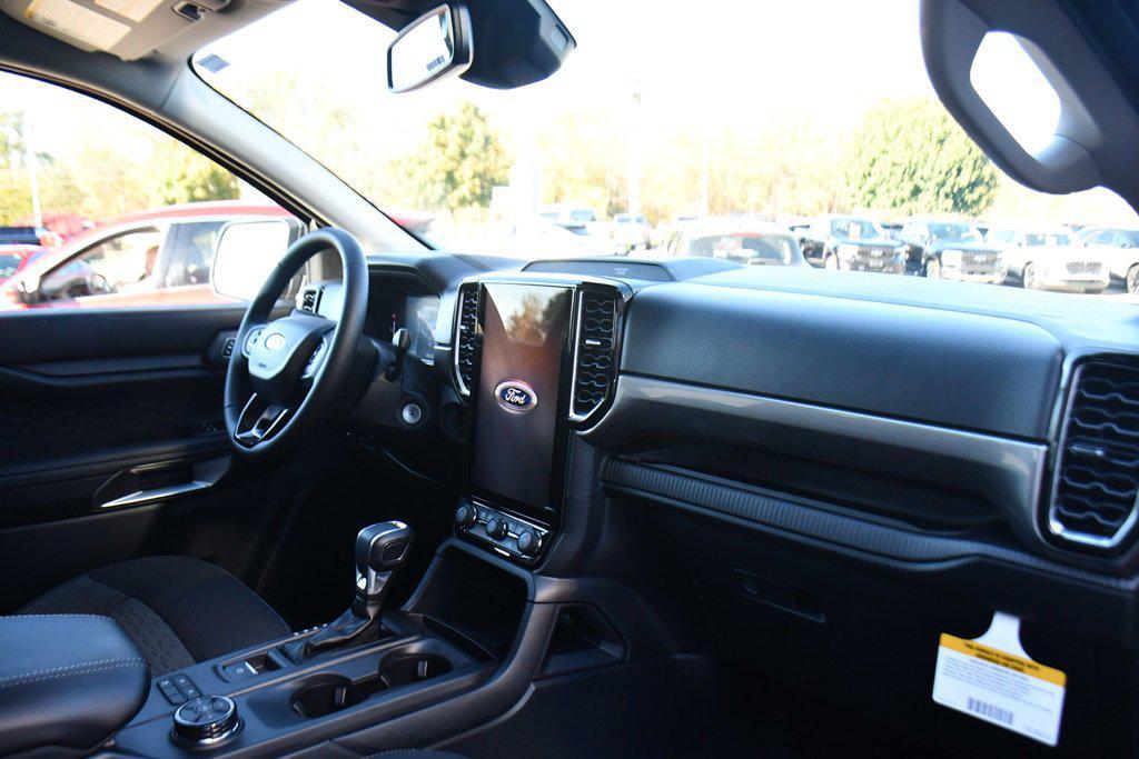 new 2025 Ford Ranger car, priced at $40,861