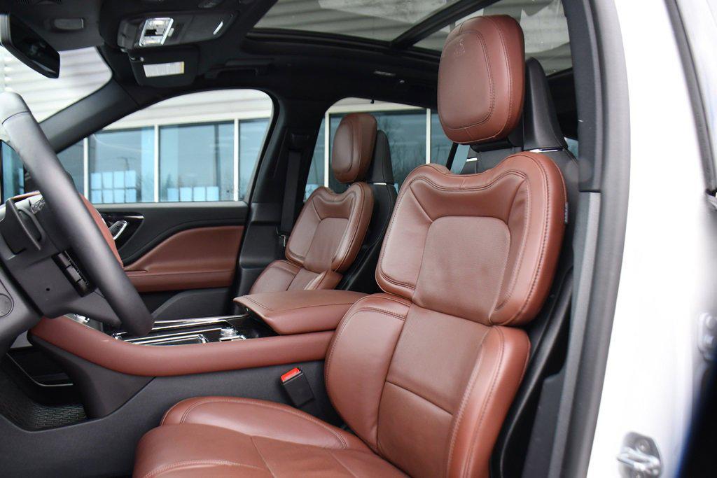 used 2025 Lincoln Aviator car, priced at $65,749