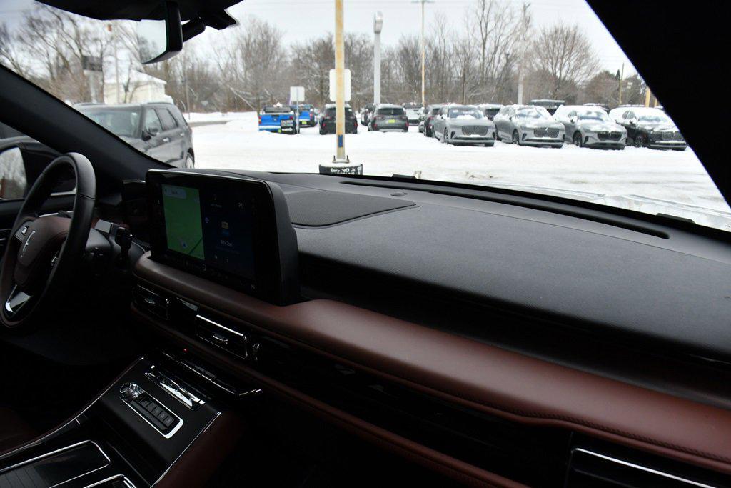 used 2025 Lincoln Aviator car, priced at $65,749