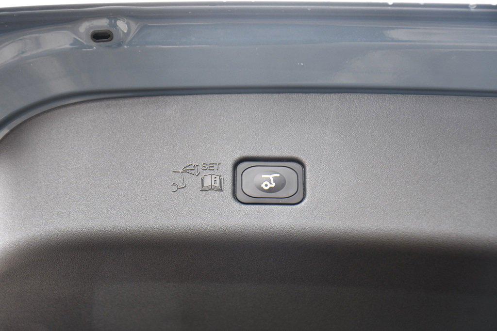 new 2026 Lincoln Nautilus car, priced at $55,552