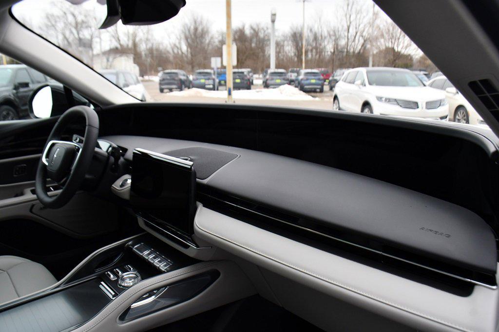 new 2026 Lincoln Nautilus car, priced at $55,552