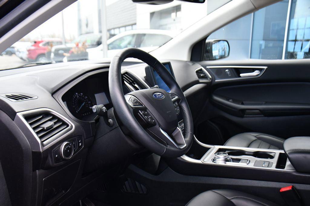 used 2024 Ford Edge car, priced at $25,749