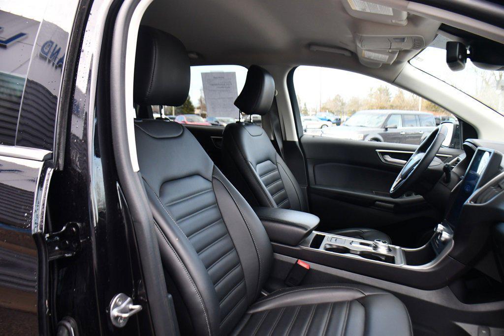 used 2024 Ford Edge car, priced at $26,249