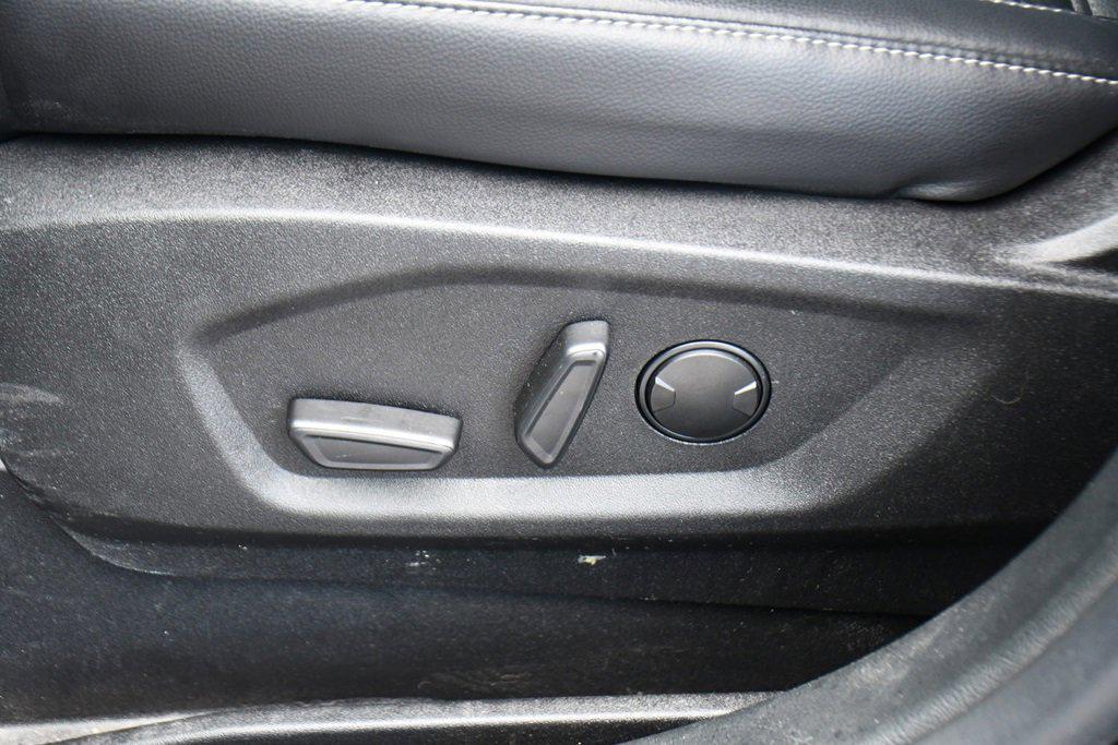 used 2024 Ford Edge car, priced at $26,249