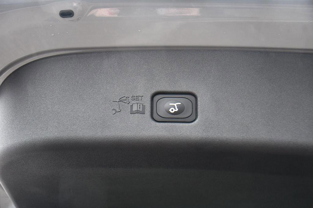 used 2026 Lincoln Nautilus car, priced at $56,985
