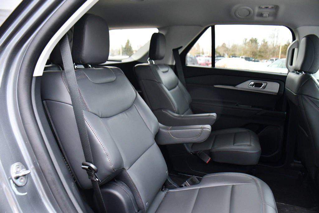 used 2025 Ford Explorer car, priced at $43,396