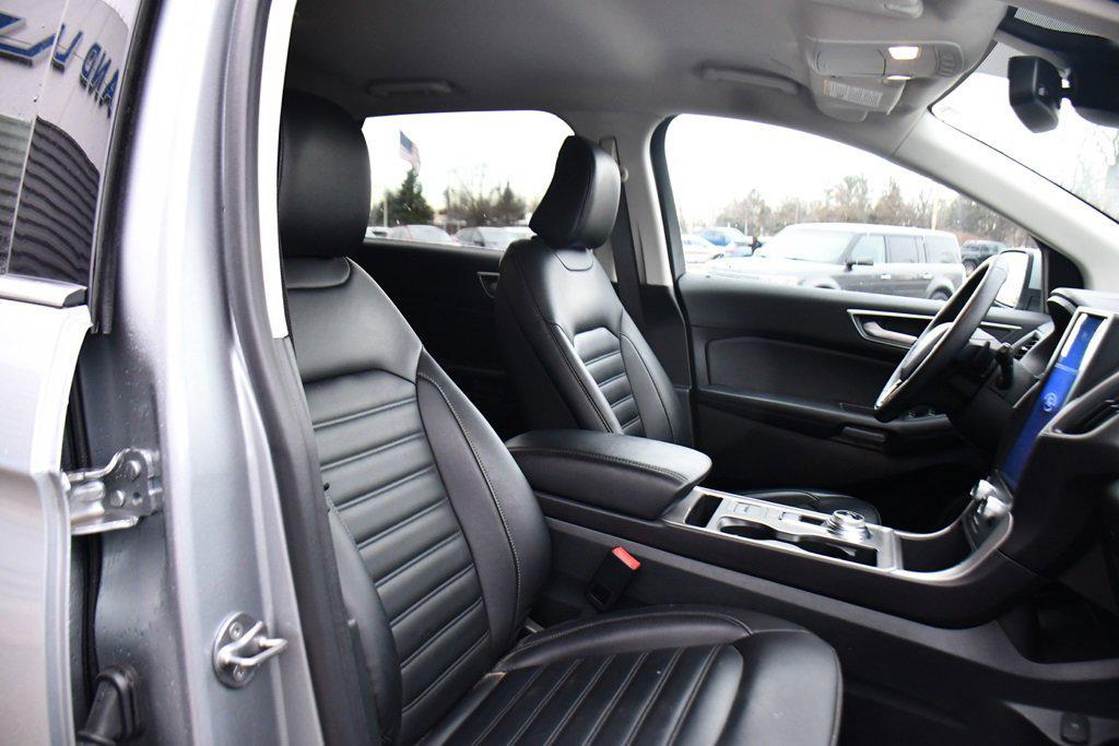 used 2024 Ford Edge car, priced at $28,995
