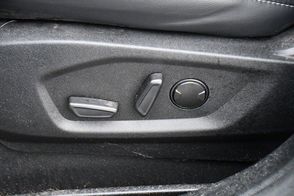 used 2024 Ford Edge car, priced at $28,995