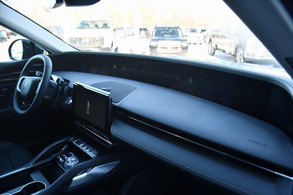 new 2026 Lincoln Nautilus car, priced at $58,598