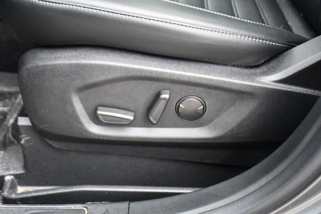 used 2022 Ford Edge car, priced at $25,249