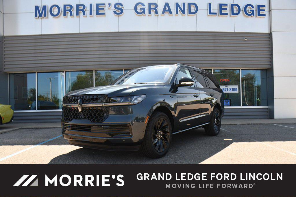 new 2025 Lincoln Navigator car, priced at $96,748