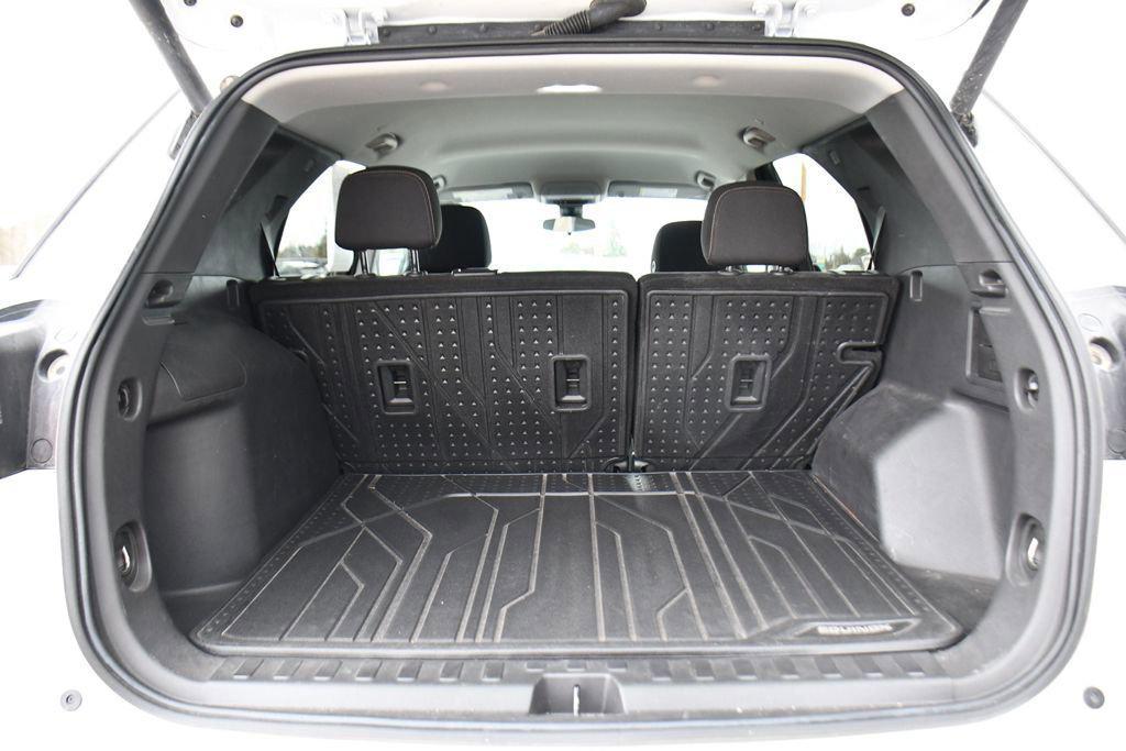 used 2022 Chevrolet Equinox car, priced at $19,775