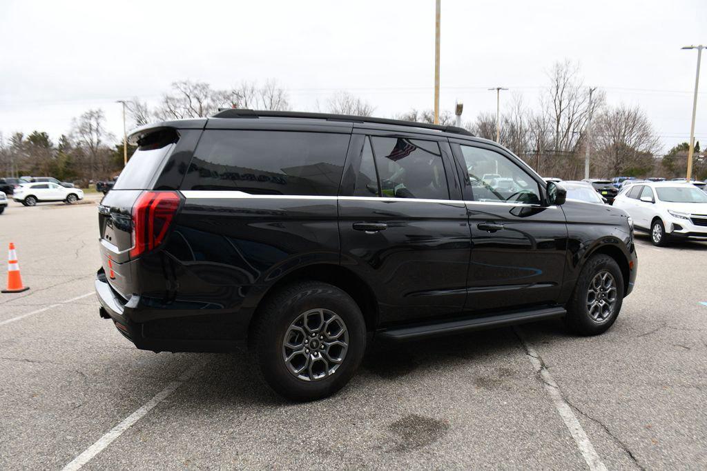 used 2025 Ford Expedition car, priced at $54,197