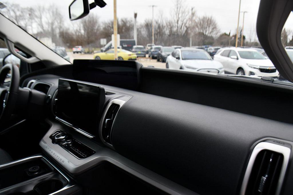 used 2025 Ford Expedition car, priced at $54,197