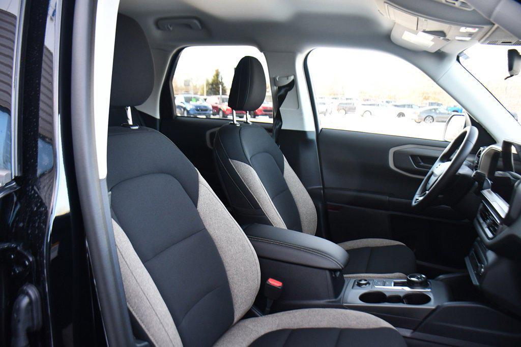 new 2025 Ford Bronco Sport car, priced at $32,807