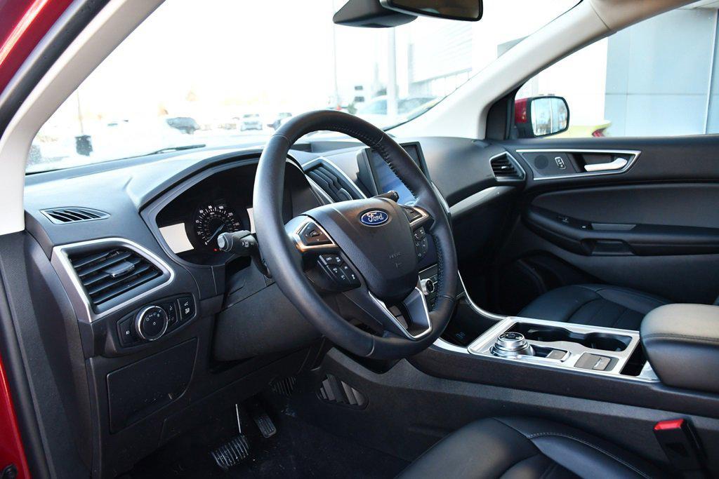 used 2024 Ford Edge car, priced at $24,749