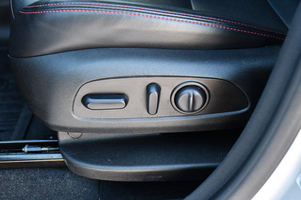 used 2022 Chevrolet Equinox car, priced at $19,749