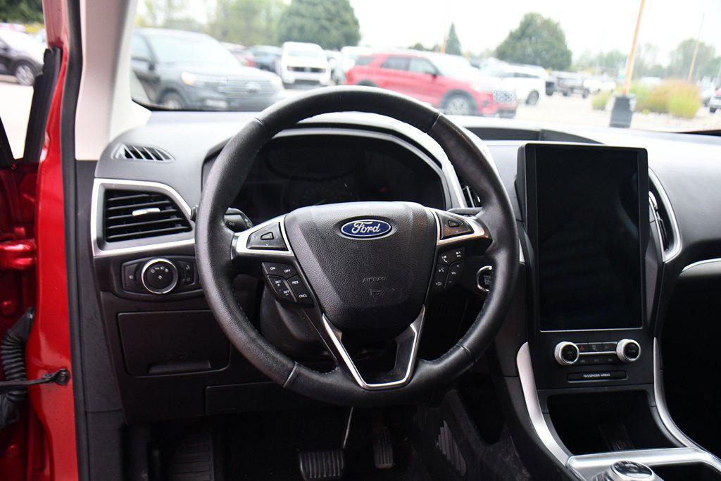 used 2022 Ford Edge car, priced at $23,689