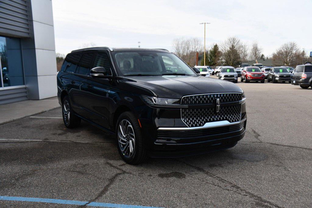 new 2025 Lincoln Navigator car, priced at $96,249