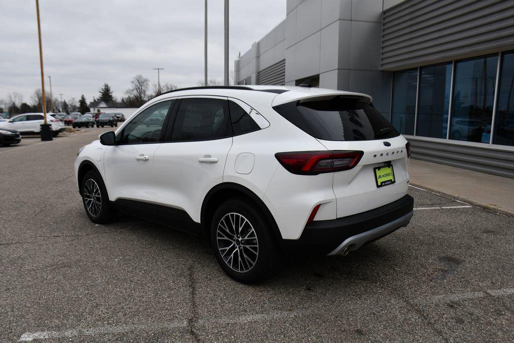 new 2024 Ford Escape PHEV car, priced at $40,384