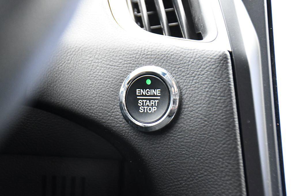 used 2024 Ford Edge car, priced at $26,097