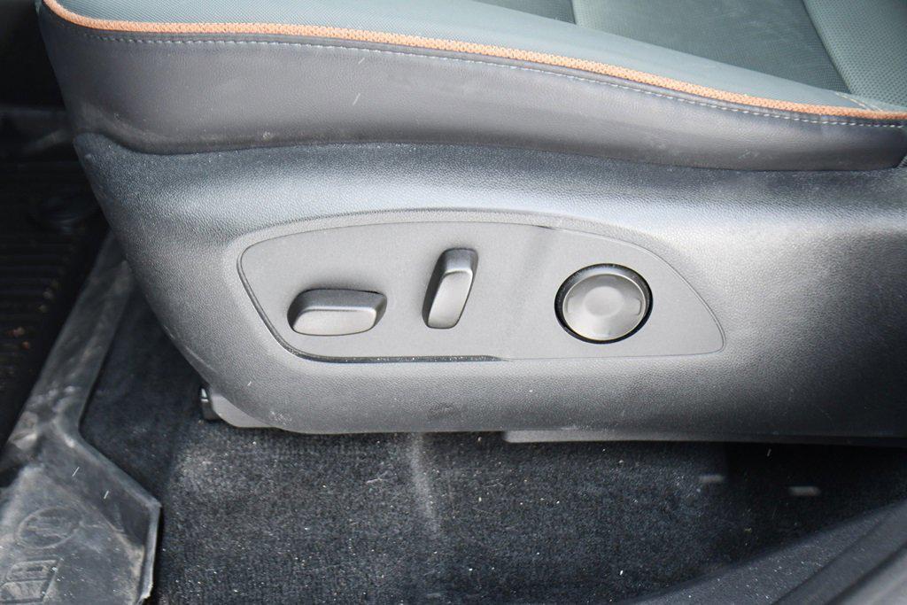 used 2024 GMC Acadia car, priced at $41,995