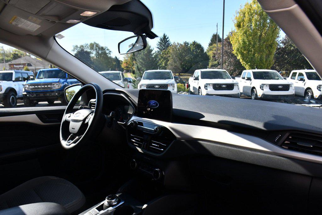 used 2022 Ford Escape car, priced at $19,749