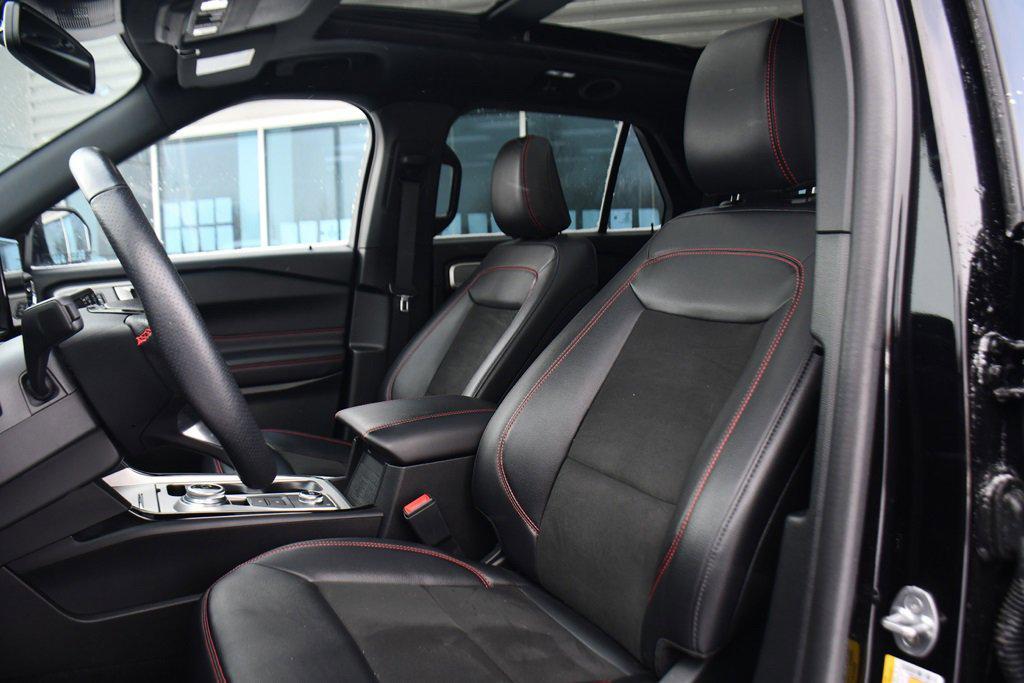used 2023 Ford Explorer car, priced at $37,249