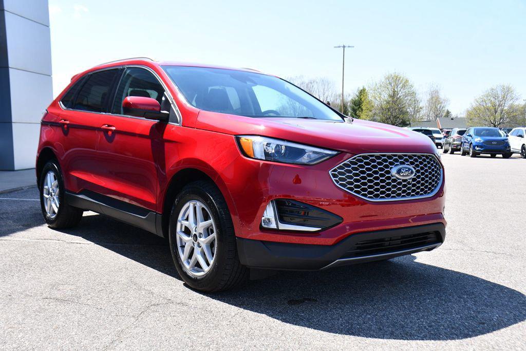 used 2024 Ford Edge car, priced at $27,692
