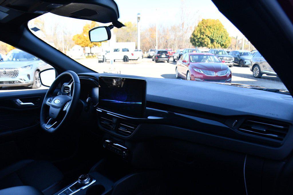 new 2026 Ford Escape car, priced at $33,056