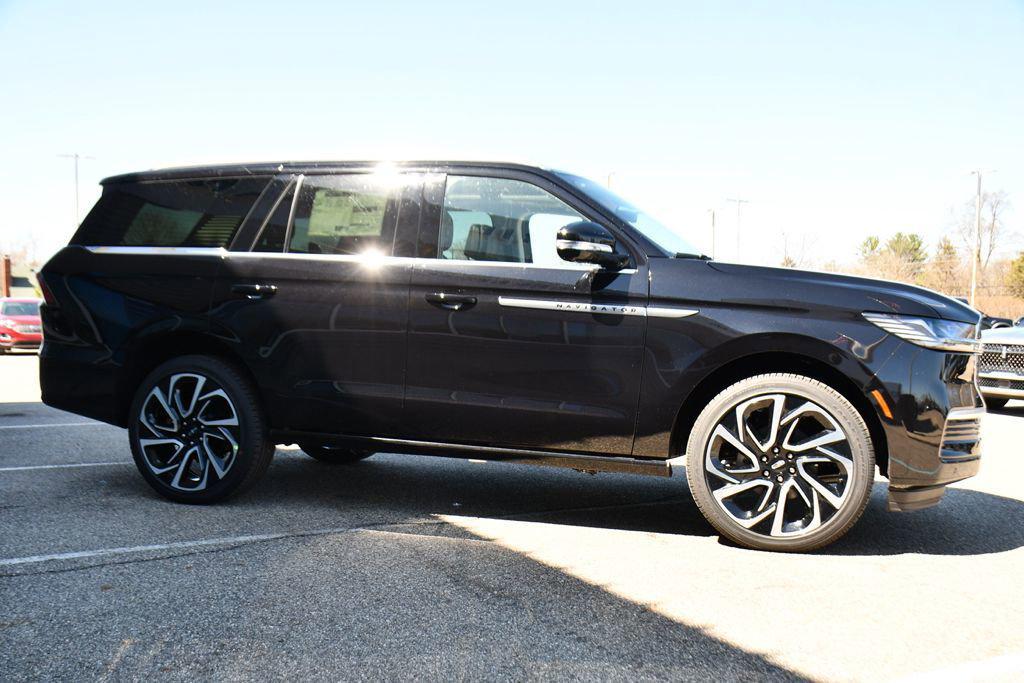 new 2026 Lincoln Navigator car, priced at $99,076