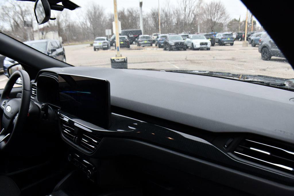 used 2024 Ford Escape car, priced at $26,249