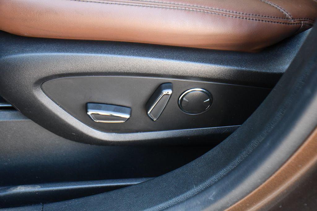 used 2022 Lincoln Nautilus car, priced at $31,495