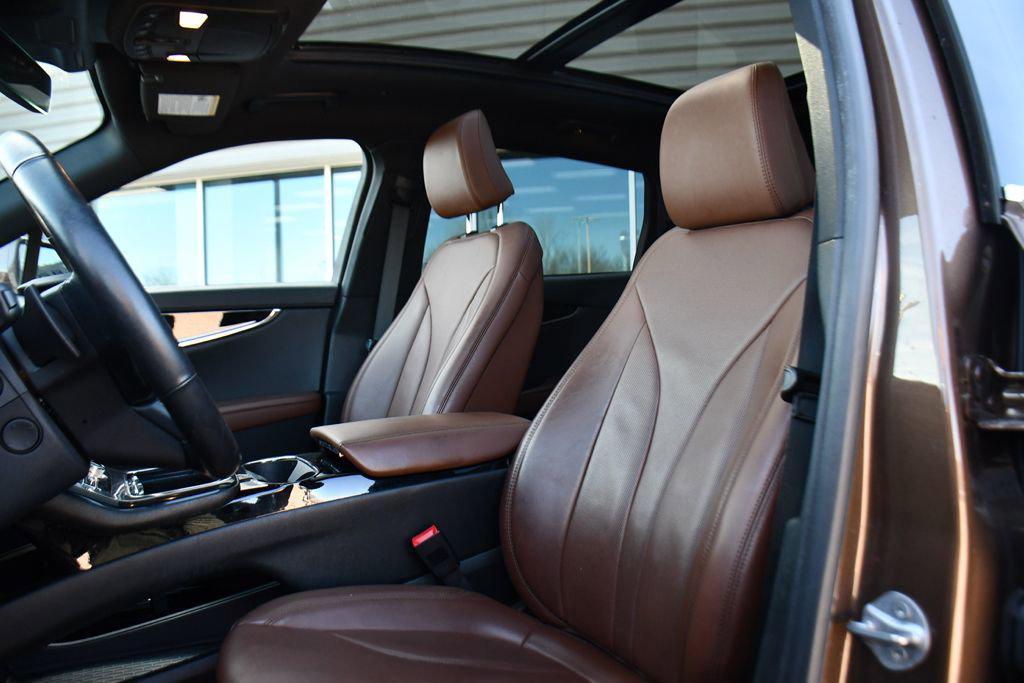 used 2022 Lincoln Nautilus car, priced at $31,495