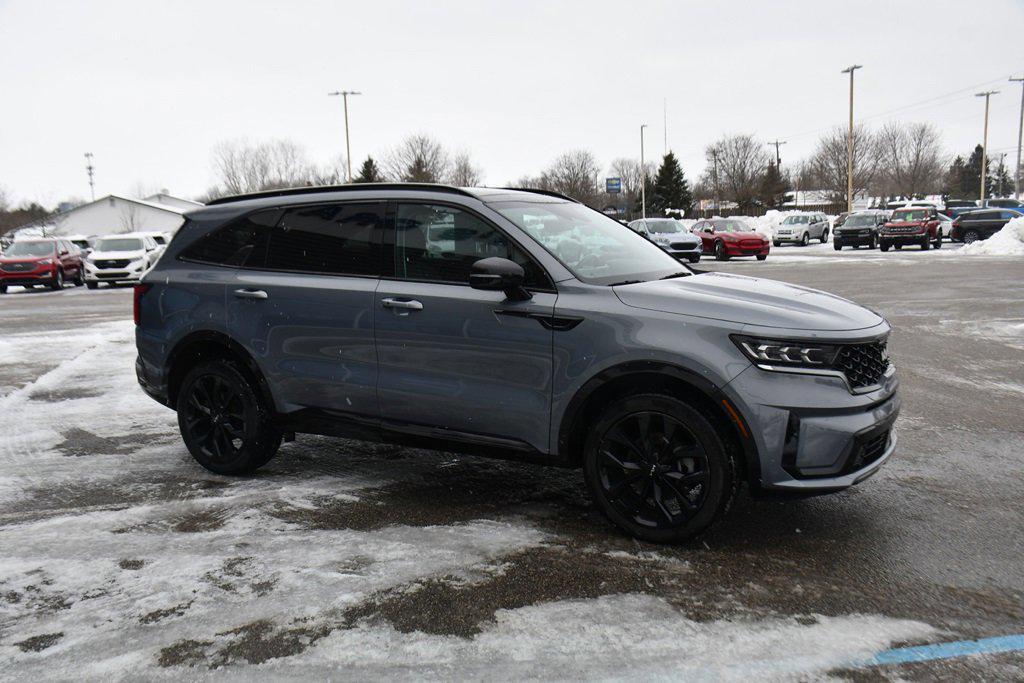 used 2022 Kia Sorento car, priced at $26,495