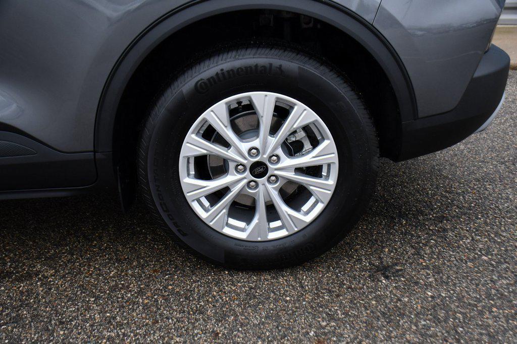 new 2026 Ford Escape car, priced at $30,267