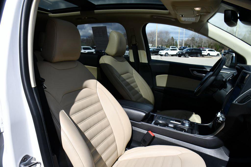 used 2024 Ford Edge car, priced at $27,819
