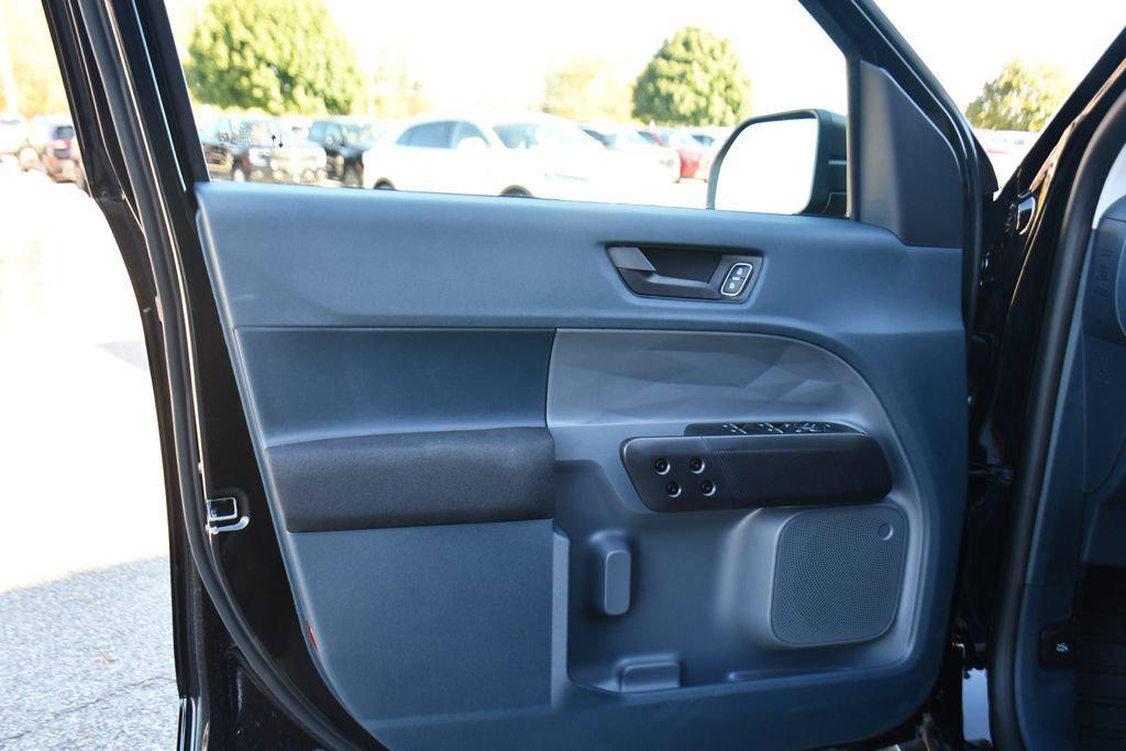 new 2025 Ford Maverick car, priced at $28,429