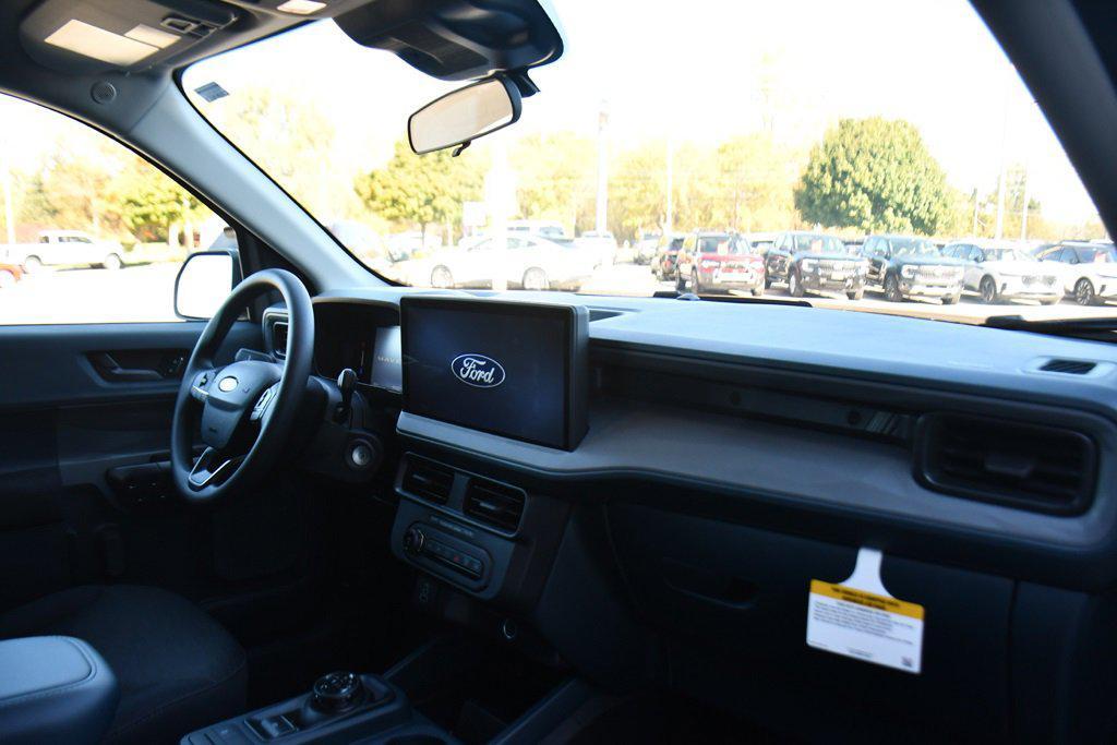 new 2025 Ford Maverick car, priced at $28,429