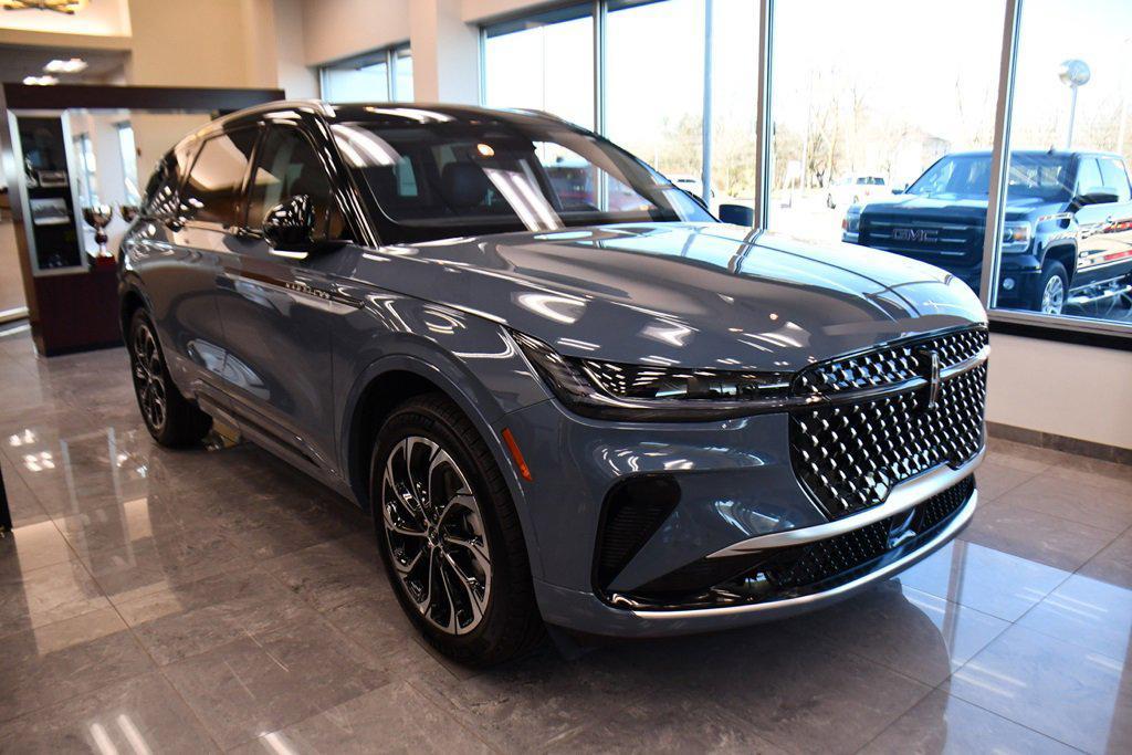 new 2026 Lincoln Nautilus car, priced at $57,057